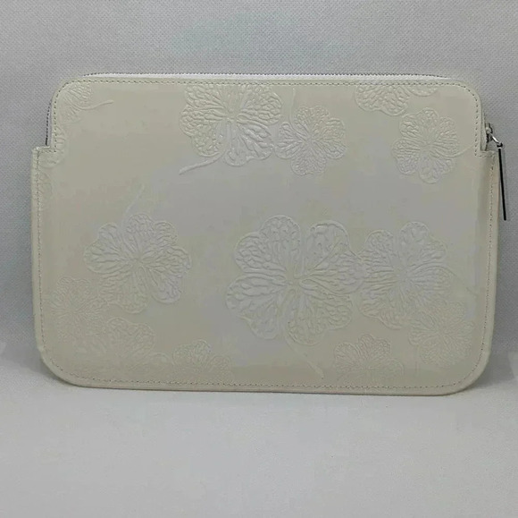 White Leather Floral Clutch Maison Ullens - Picture 5 of 6